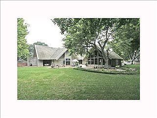 5th image of 3128 N Lakeview Manor Dr