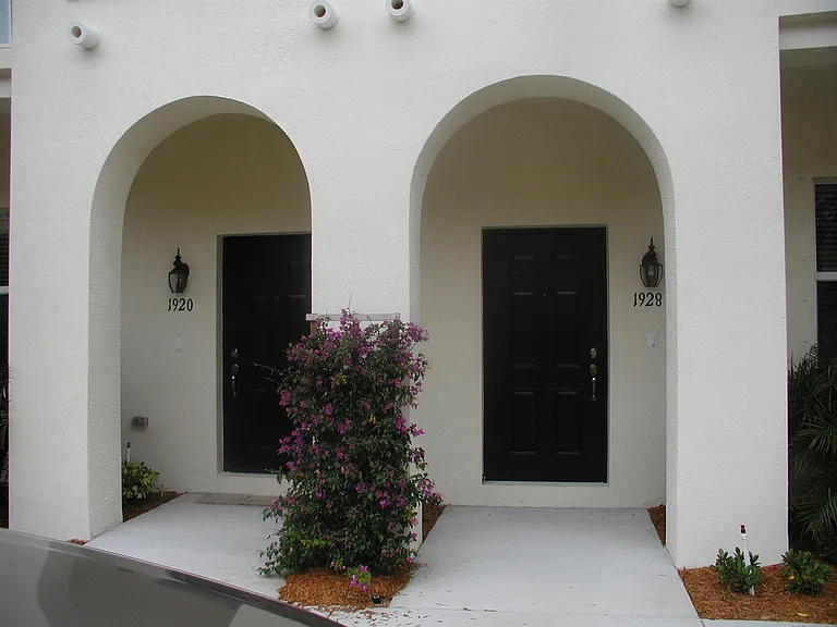 1928 Via Granada #1928 — Photo 6