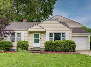 8200 Kenwood Ave, Kansas City, MO 64131