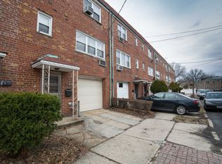 7042 153rd St, Flushing, NY 11367