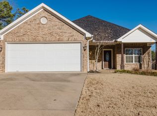 2504 Springhill Village Dr, Bryant, AR 72022