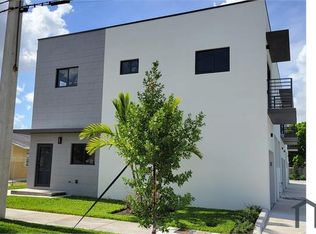 4140 SW 18th St #B, Hollywood, FL 33023