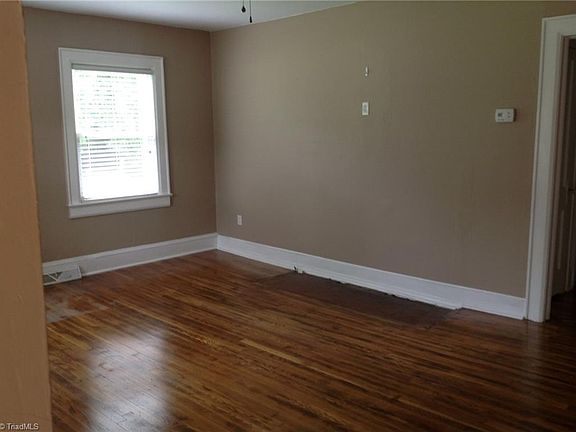 3rd image of 2228 Bradley St
