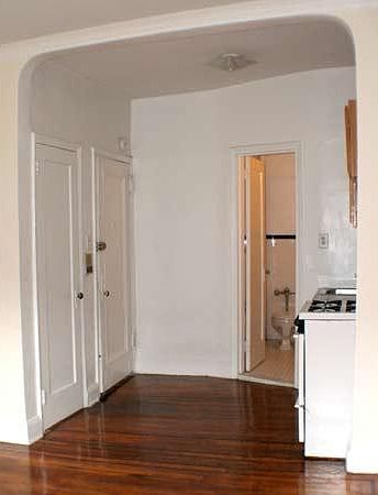 1st image of 129 Saint Marks Pl