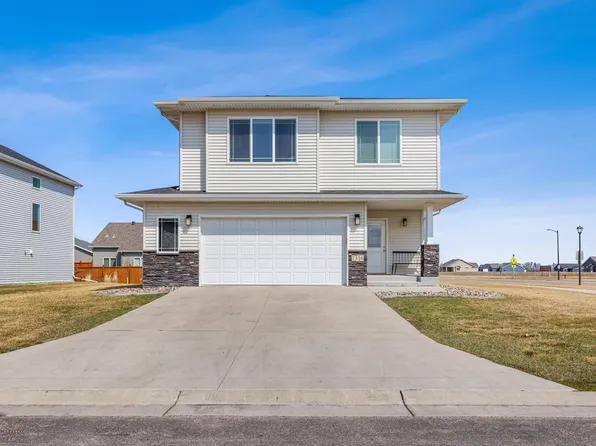 1316 Southwood Dr, Dilworth, MN 56529