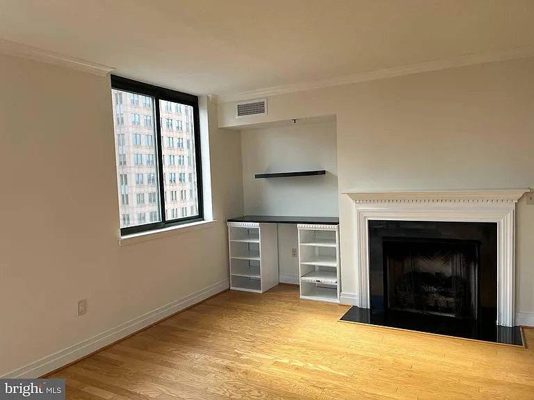 414 Water St #1903 — Photo 14