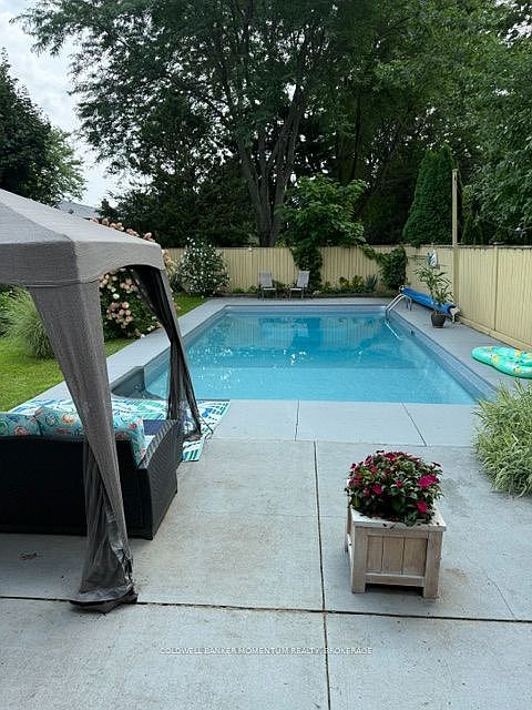 2nd image of 45 Royal Henley Blvd
