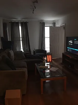 Rented by Ready Group | media 7