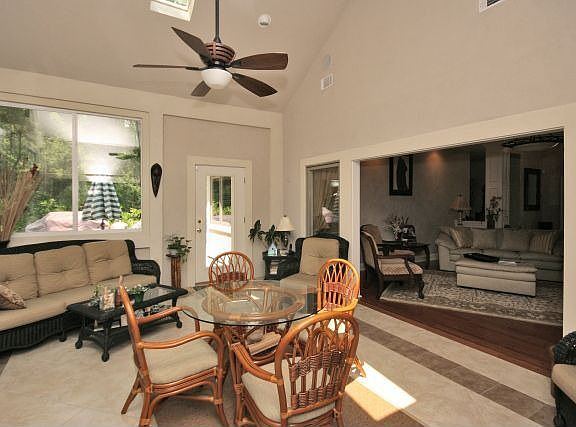 5th image of 20 Sunningdale Ln