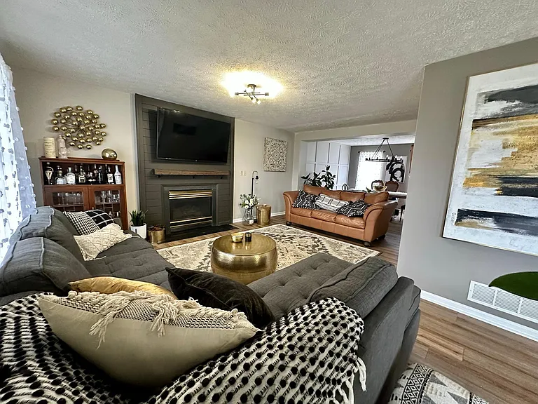 540 Juniper Ct — Photo 10