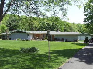 37 Graphic Blvd, Sparta, NJ 07871