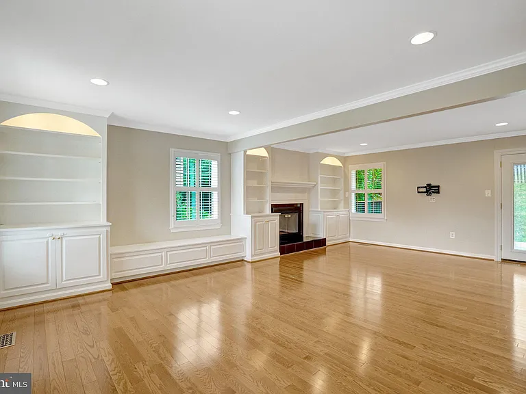 6281 Gentle Ln — Photo 20
