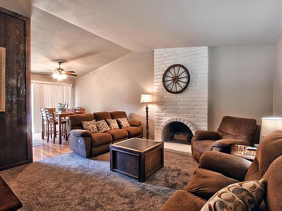 4th image of 8128 Summerplace Dr