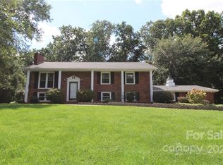 775 Beaumont Poplar St, North Wilkesboro, NC 28659