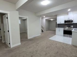 25 Walgrove Mnr SE, Calgary, AB T2X4C8