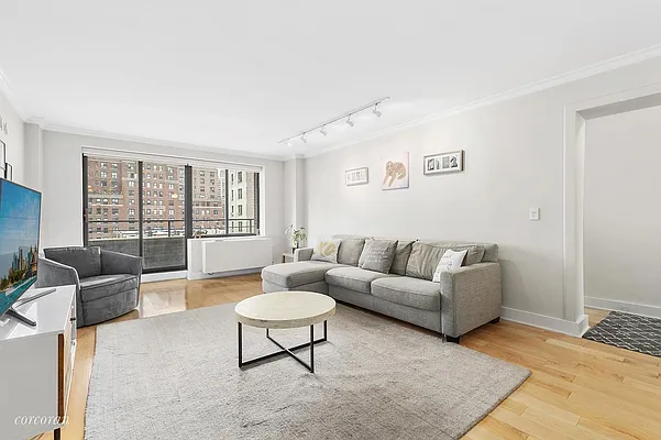 Sold by Corcoran | media 8