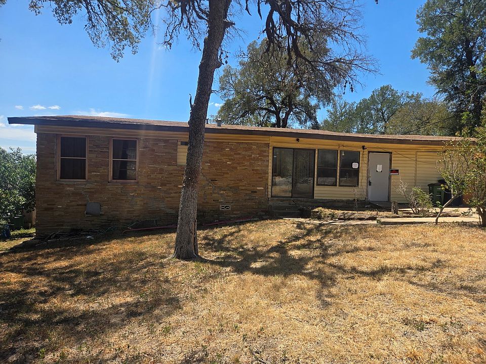 1st image of 3001 Jack Cook Dr