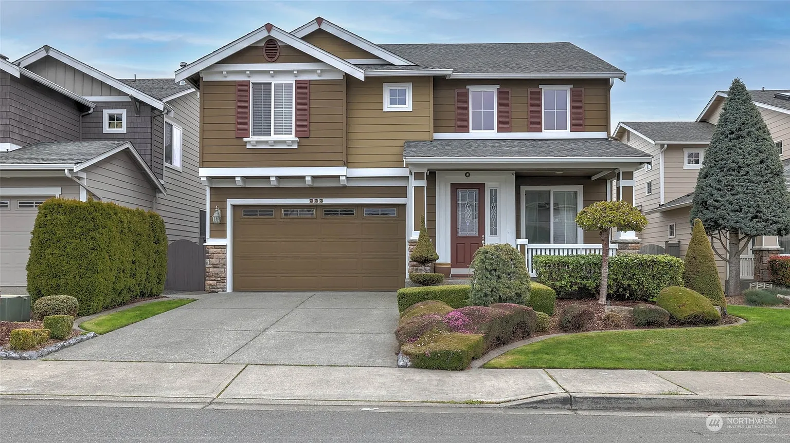 222 Bremerton Avenue NE photo 1