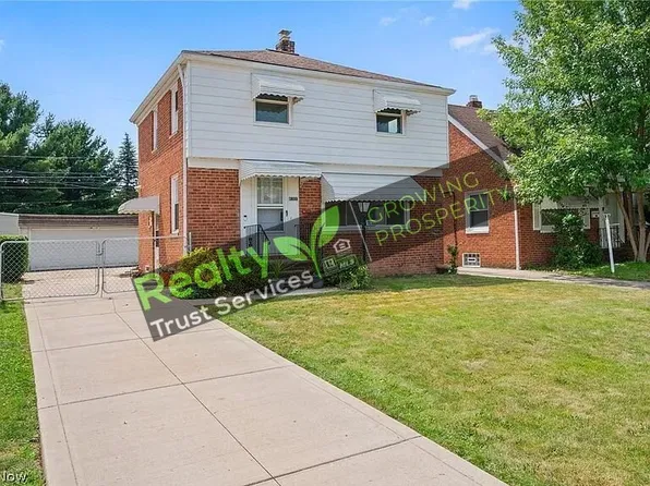 18300 Waterbury Ave, Maple Hts, OH 44137