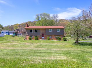 1057 Valleydale Dr, Kingsport, TN 37664