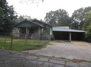 102 W Laurel Ave, Mendenhall, MS 39114