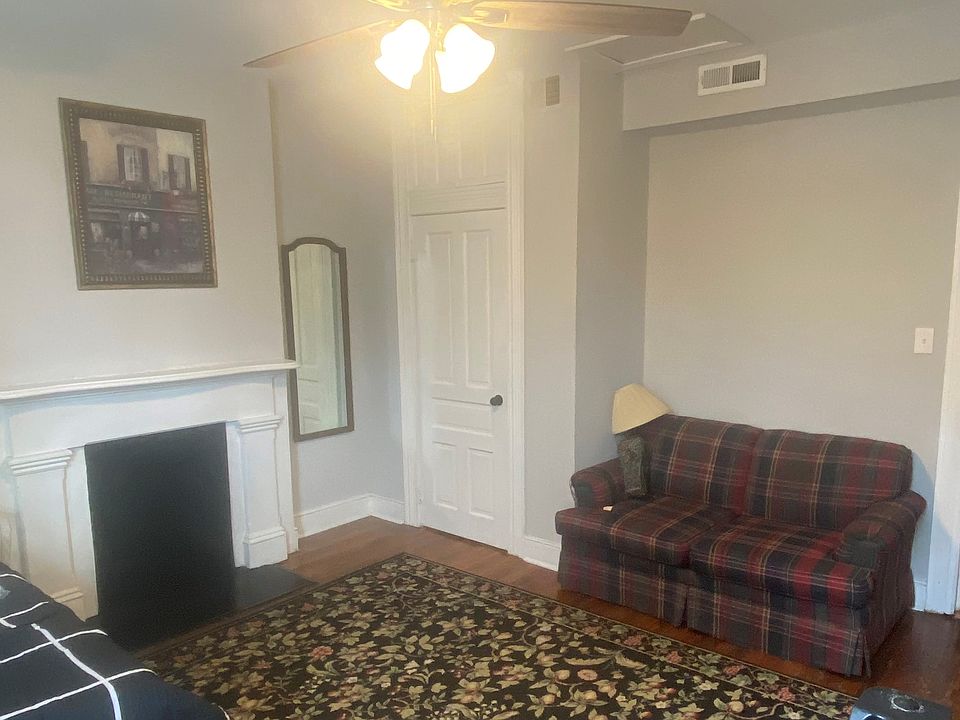 1st image of 1102 W Marshall St #3