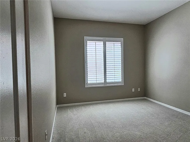 2139 Twin Falls Dr — Photo 40