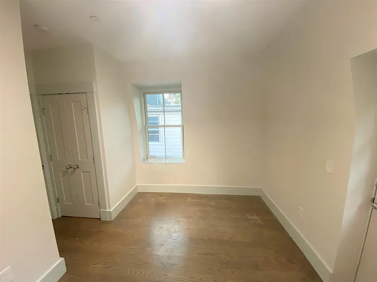 15 Boardman St #1 — Photo 10
