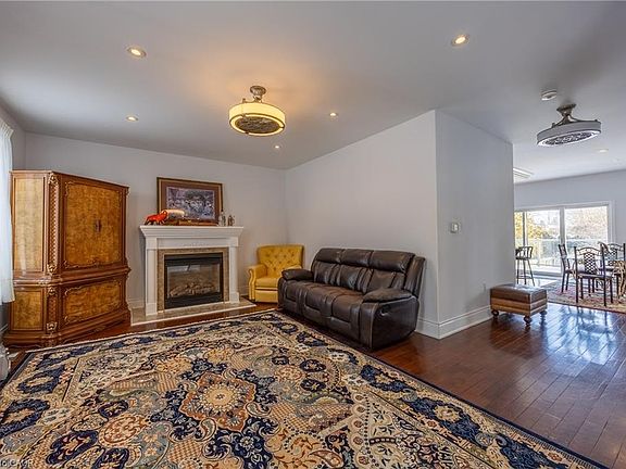 4th image of 514 Fishers Glen Rd