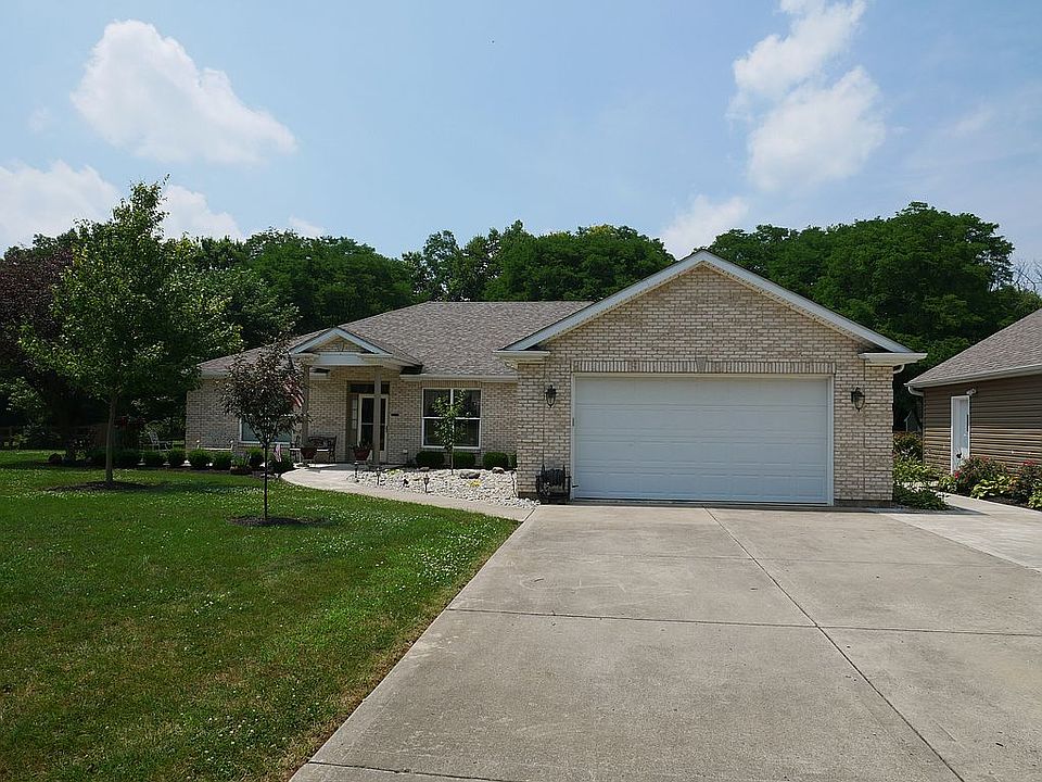 1st image of 5315 Applewood Ln