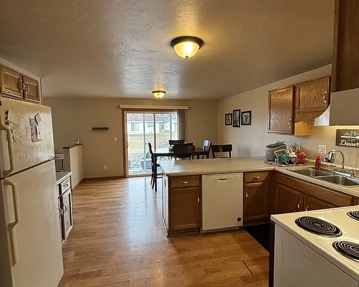 3377 Wiggins Way — Photo 7