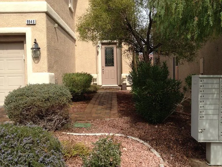 9946 Rockside Ave — Photo 8