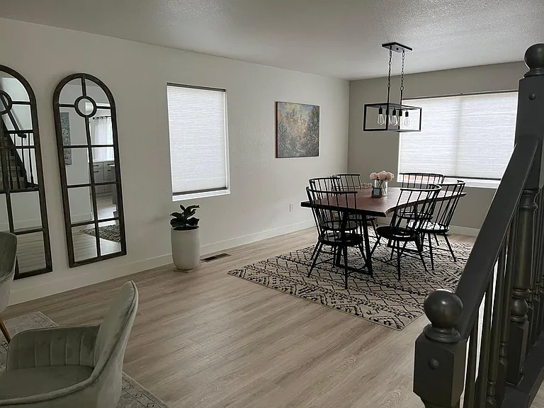 Loma Verde Dr — Photo 24