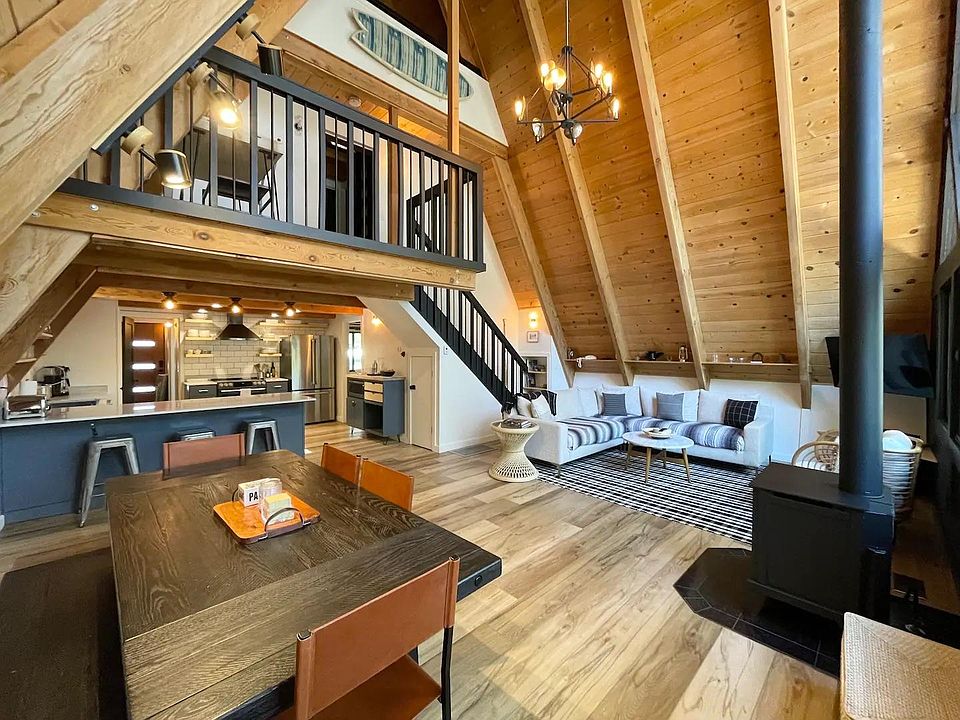 1st image of 357 Sierra Dr