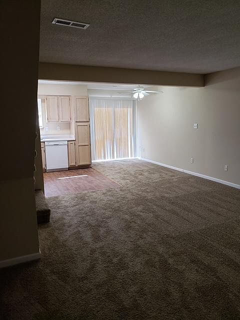 1st image of 1295 NW Phelps Ct