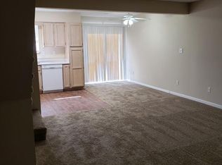 1295 NW Phelps Ct, Grain Valley, MO 64029