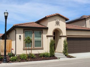 1410 E Via Viola Way, Fresno, CA