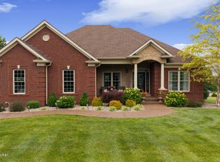 1360 Dale Ln, Fisherville, KY 40023