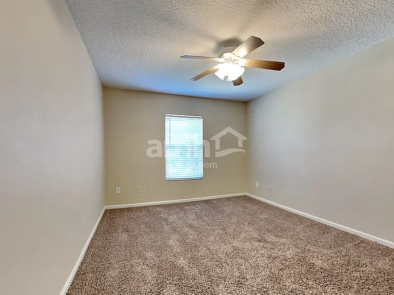 525 Juniper Spring Ct — Photo 22
