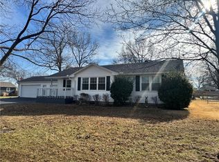 433 E 3rd St, Adrian, MO 64720
