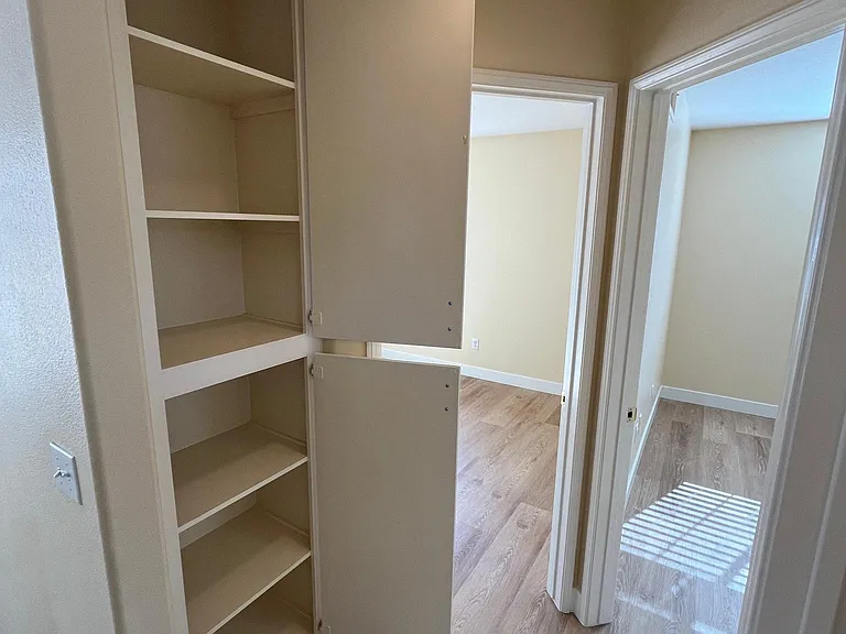 Ample linen storage