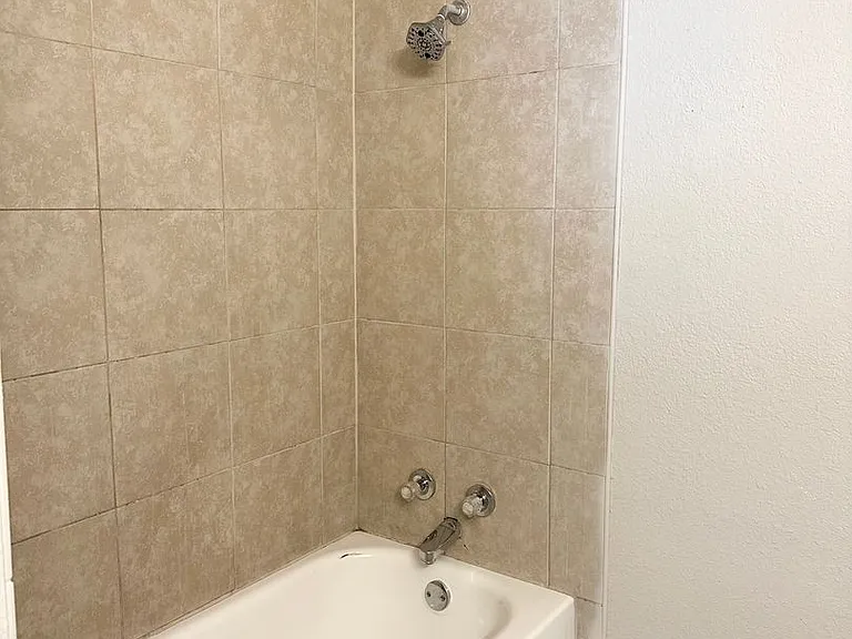311 University Dr. — Photo 13