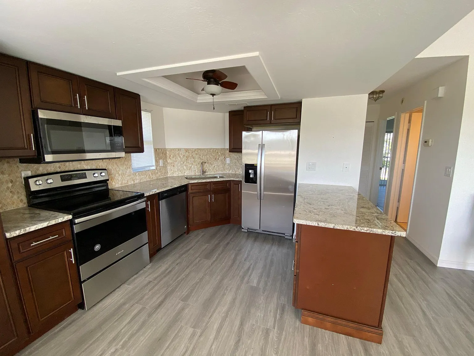 5028 Chiquita Blvd S — Photo 2