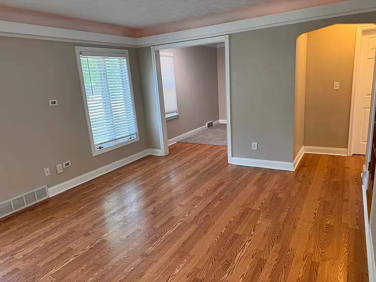 407 Roth Blvd — Photo 12