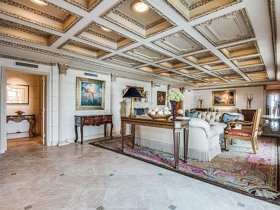 5th image of 3525 Turtle Creek Blvd #9DE