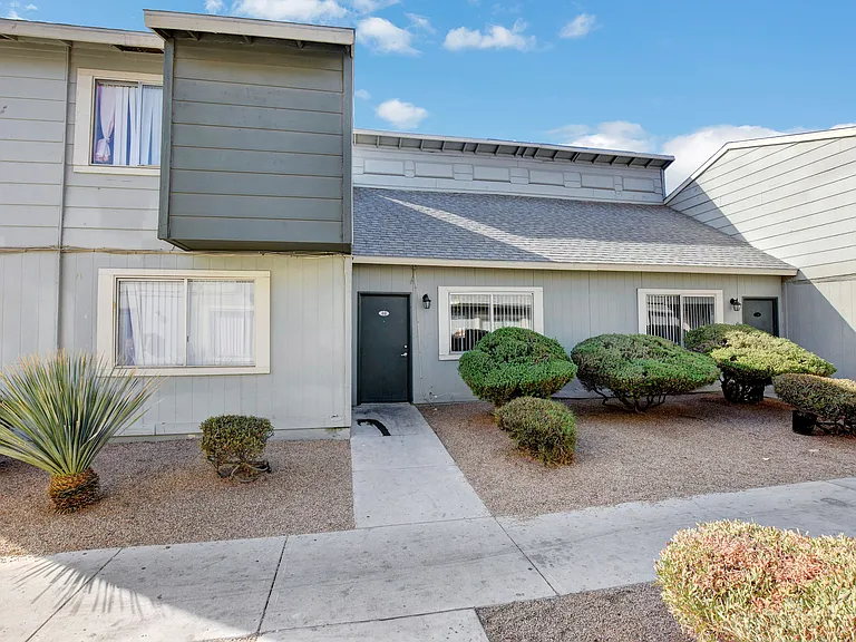 Green Tree Apartments — Photo 31