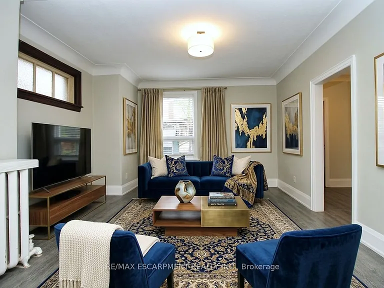 70 Spadina Ave #1 — Photo 11