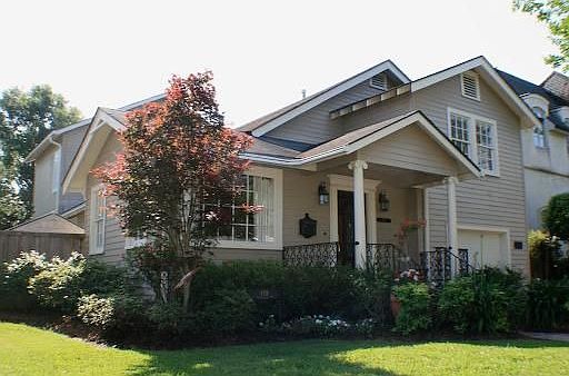 1st image of 405 Arlington Dr
