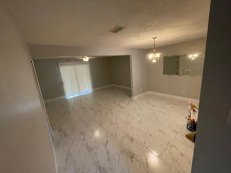 495 Green Spring Cir — Photo 4