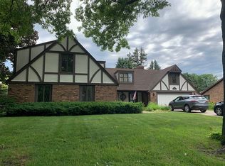 1820 Cornelia Rd, Galesburg, IL 61401